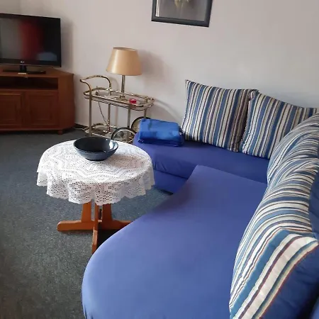 Haus-halliger-appartment-pauline